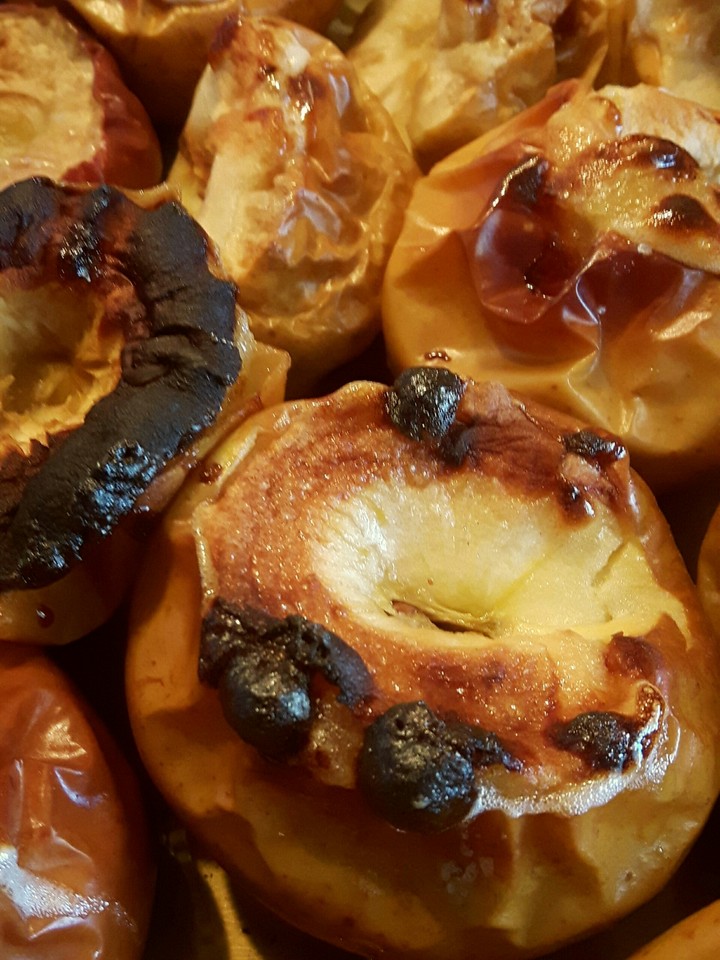 Roasted Apples