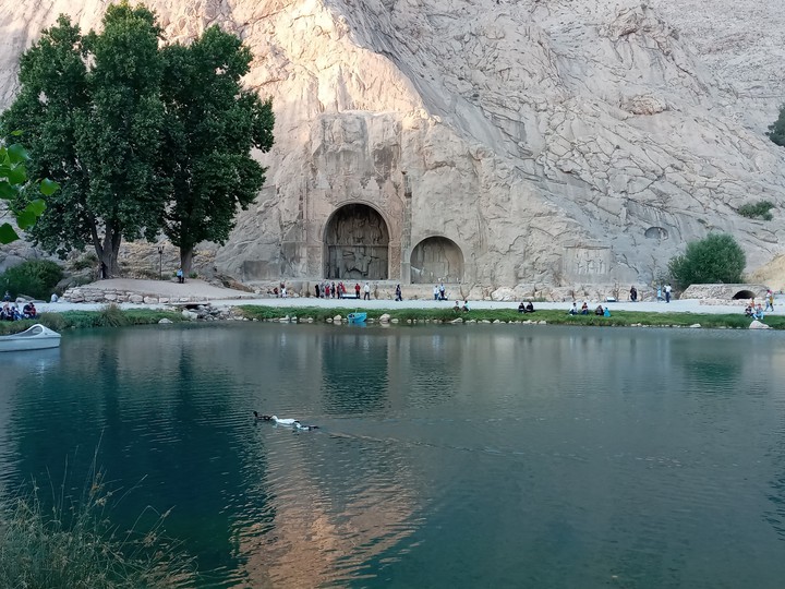 TAQEBOSTAN