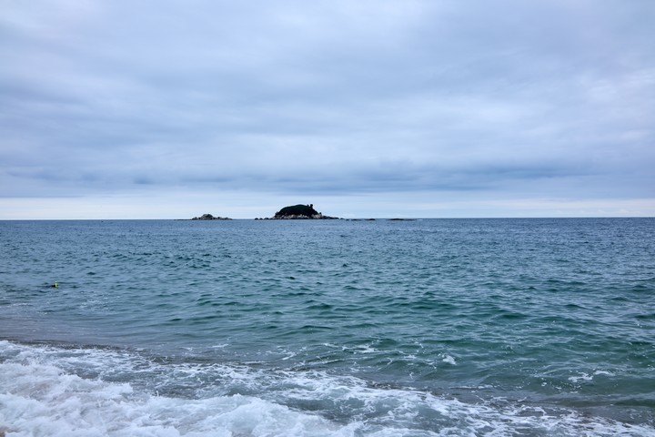 east sea of korea