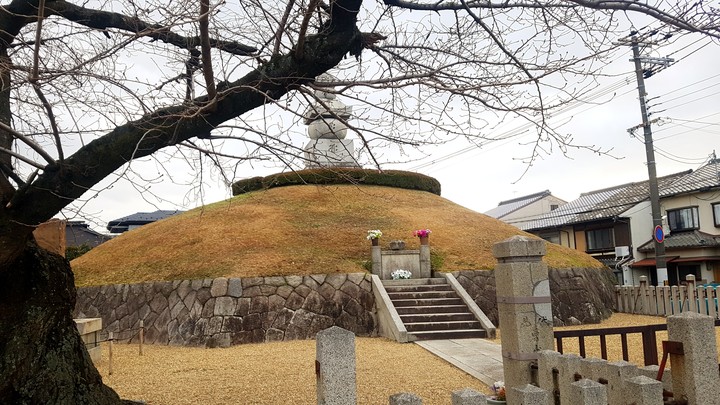 오사카 코,귀무덤......