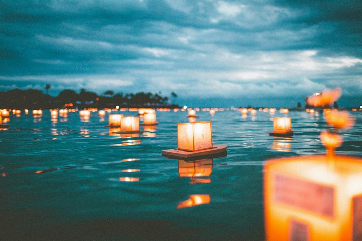 Light up the world..❤