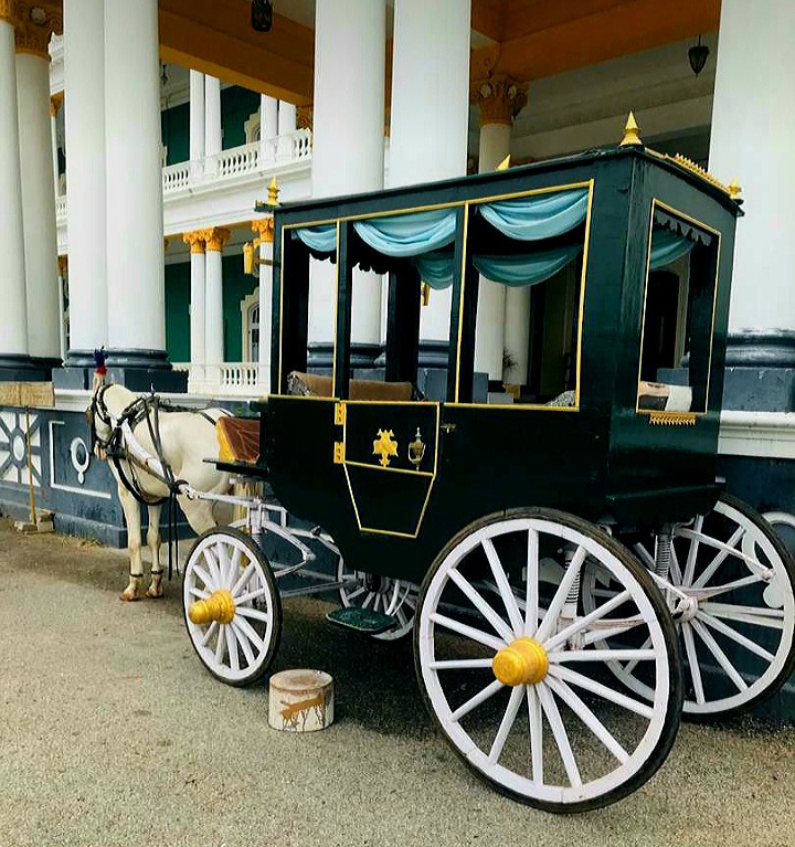 The Royal Ride