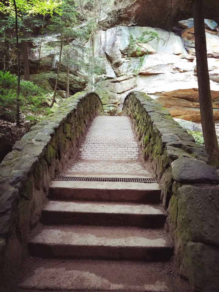 stone bridge