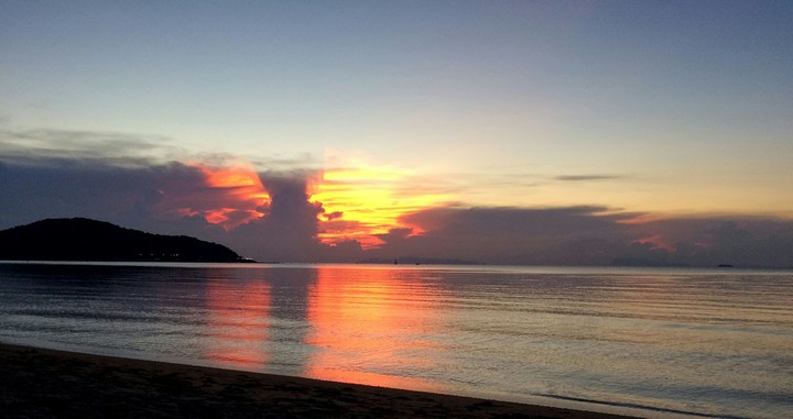 Koh Samui nature: sunset in Lipa Noi