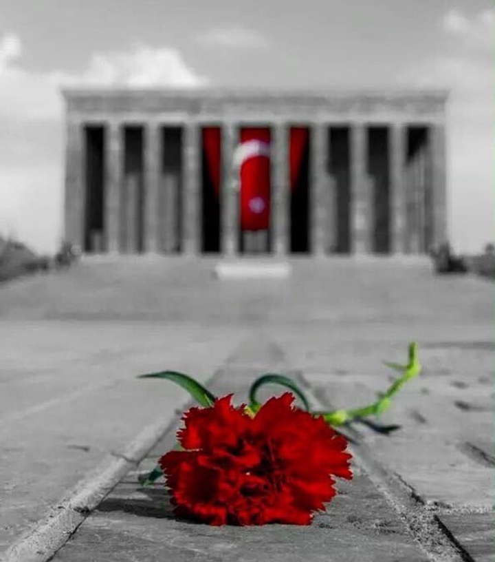 10 kasım... Özlem ve saygıyla anıyoruz