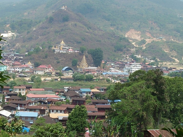 Mogok~~