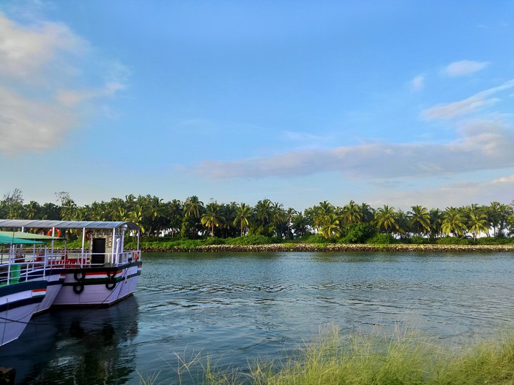 House Boat