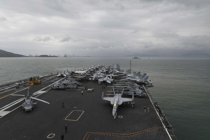aircraft carrier