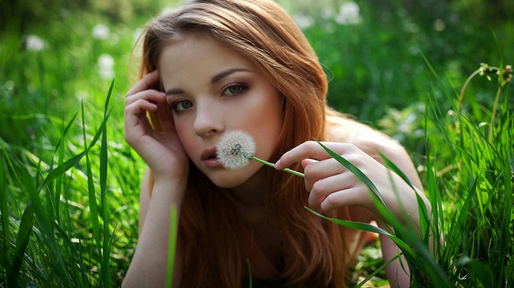 Woman Wallpaper