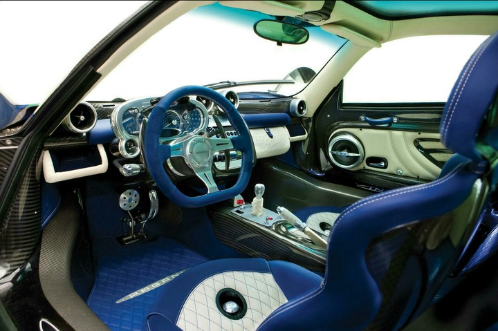 Pagani Zonda Tricolore interior