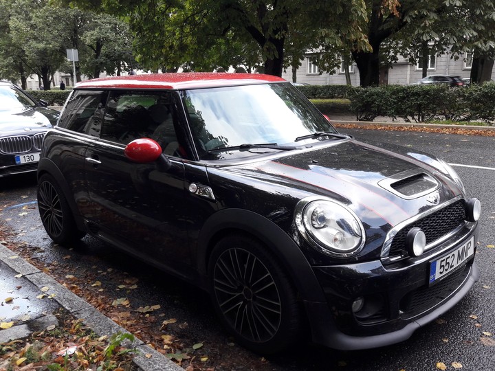 Mini