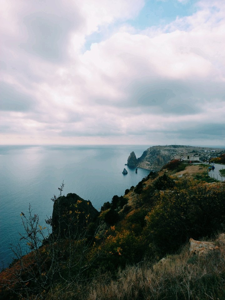 море