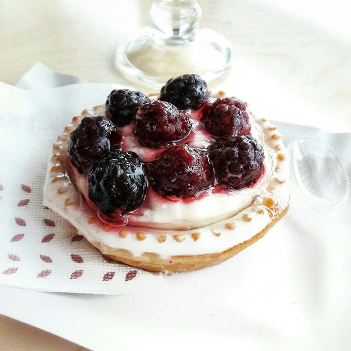 Tasty cake