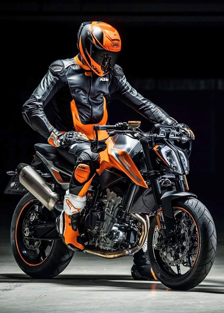 ktm duke 790