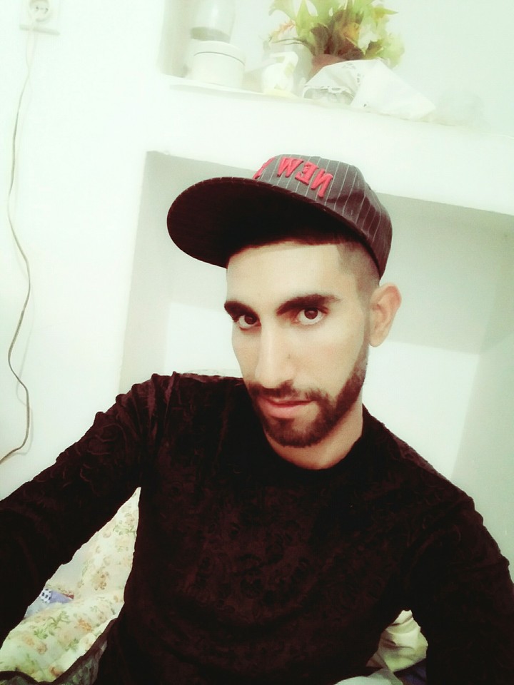 شاعر میگه مشکی رنگ عشق?