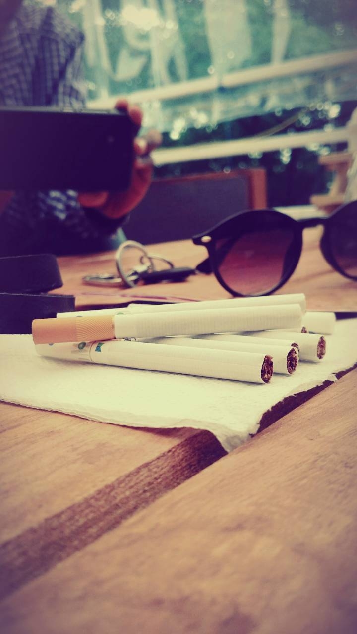 cigarette