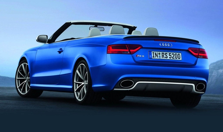 Best car back ground