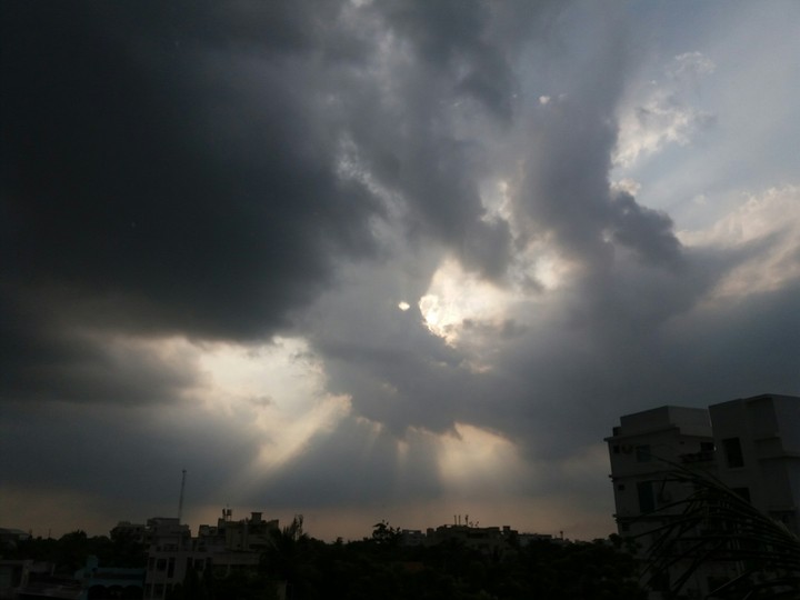 glooming clouds