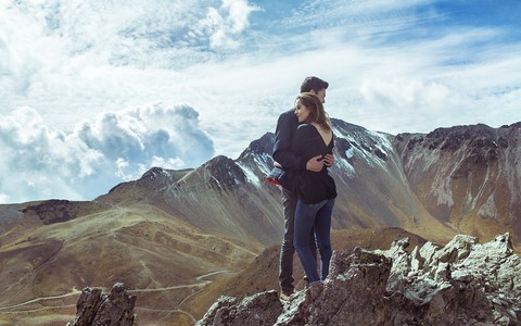 Couple Mountains Hugging Woman Man