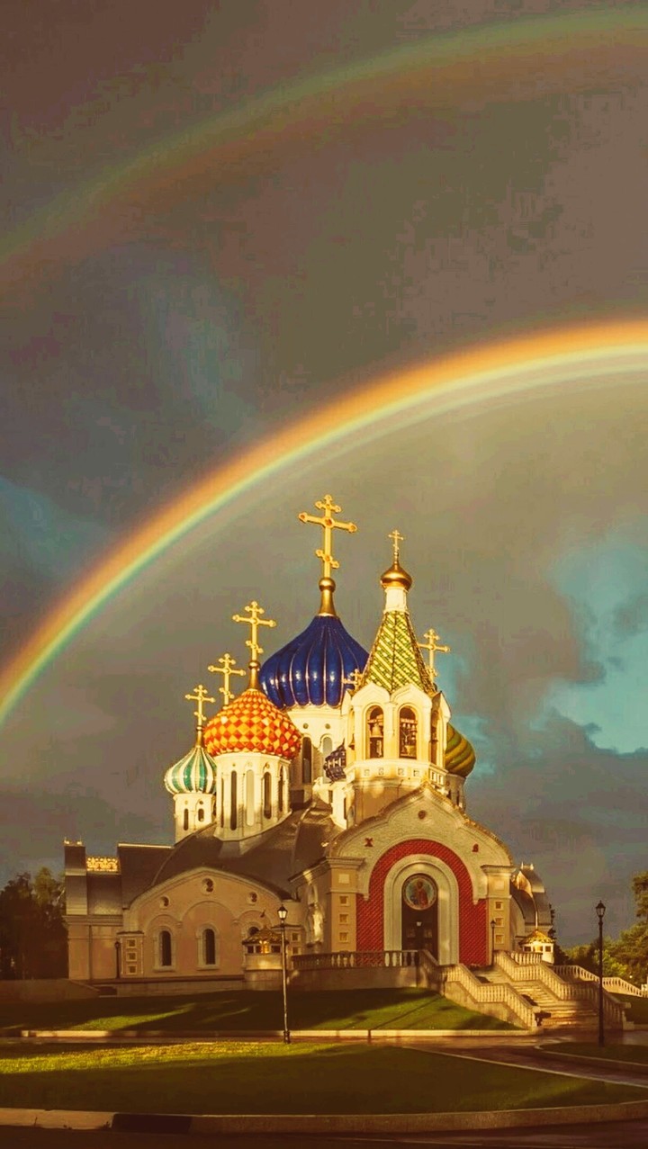 Церкви