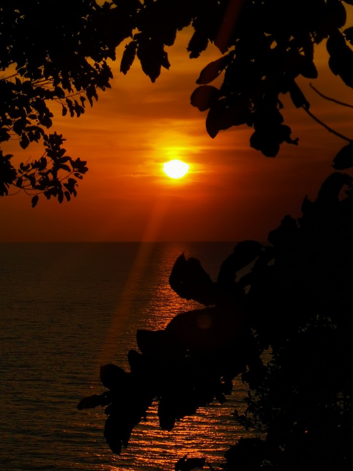 sunset sea