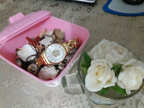 alarm&roses