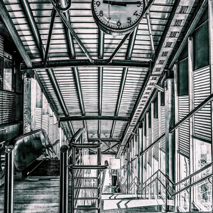 Metro Station