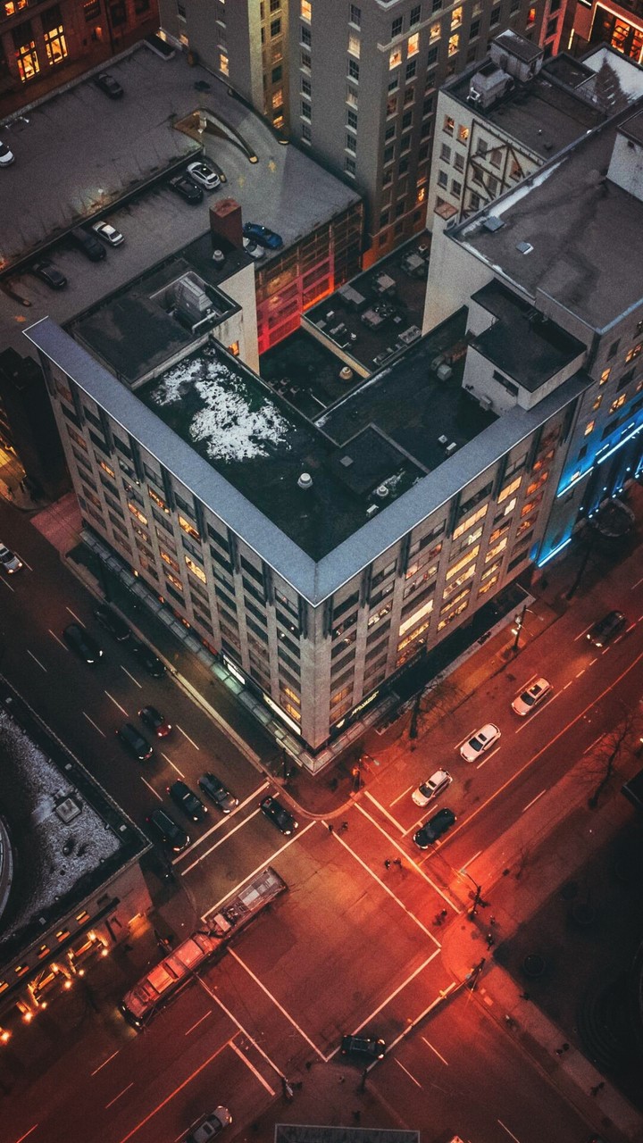 Город
