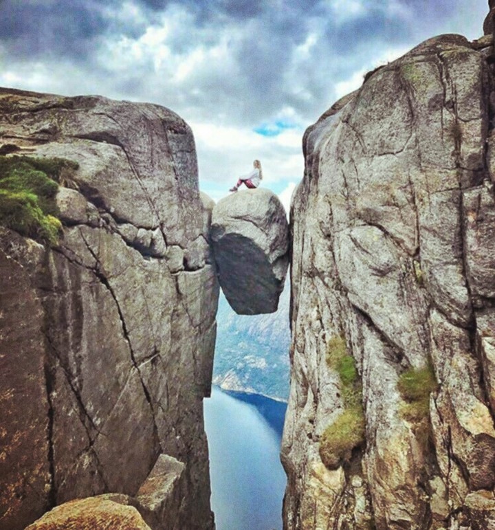 Relaxation in the mountains
