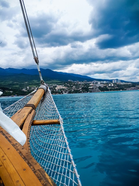 Море