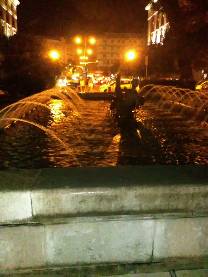 pescara di notte