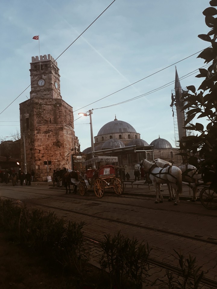 Antalya saat kulesi