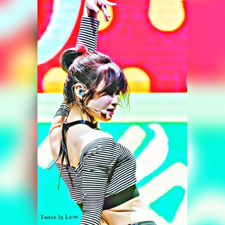 twice momo