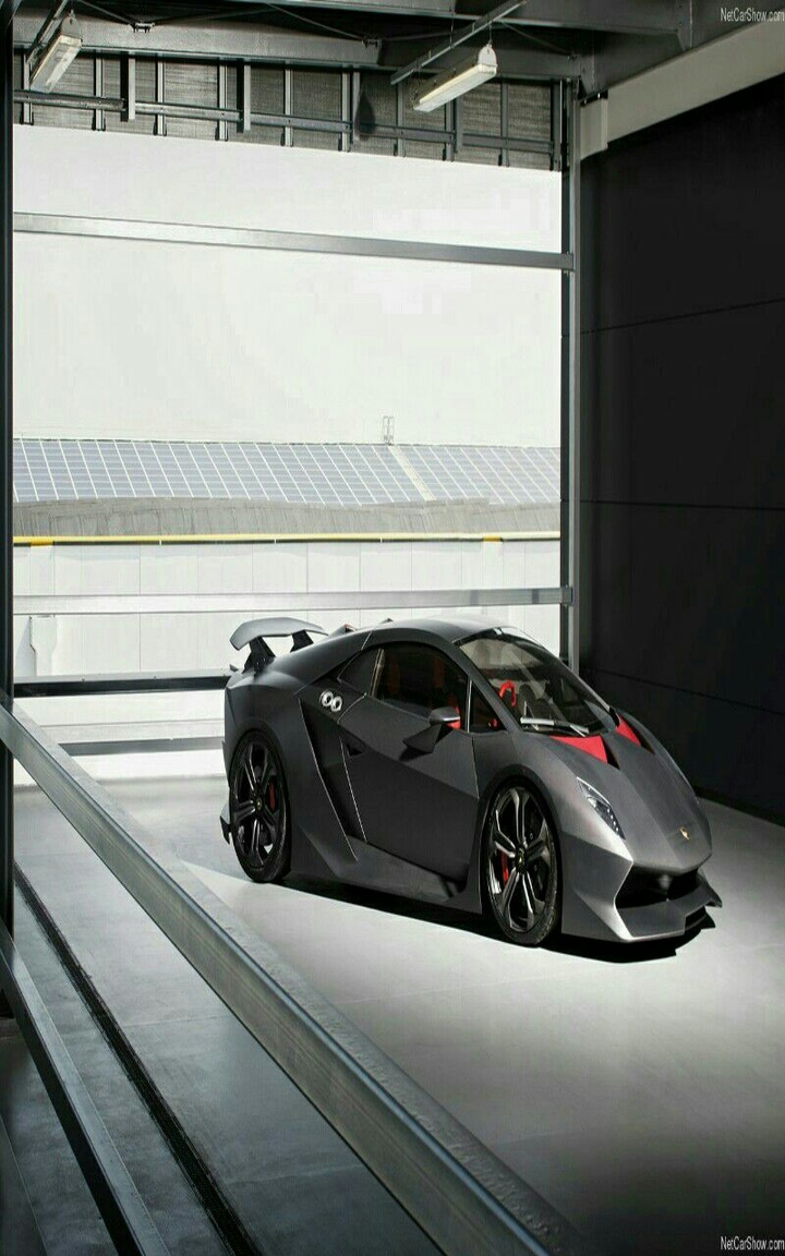 Lamborghini Sesto Elemento