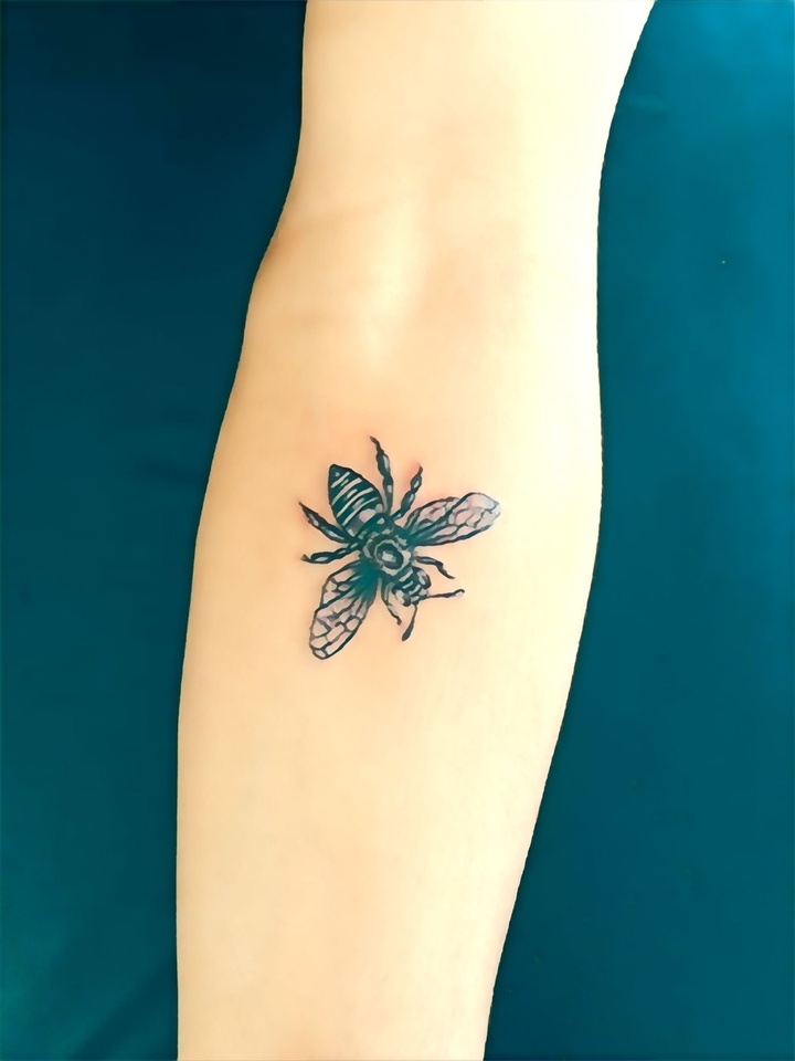 The bee.