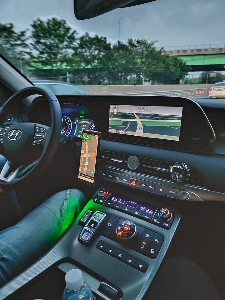 Hyundai Palisade cockpit