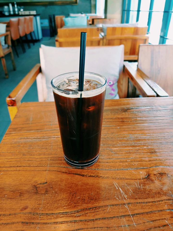 카페에서 나홀로