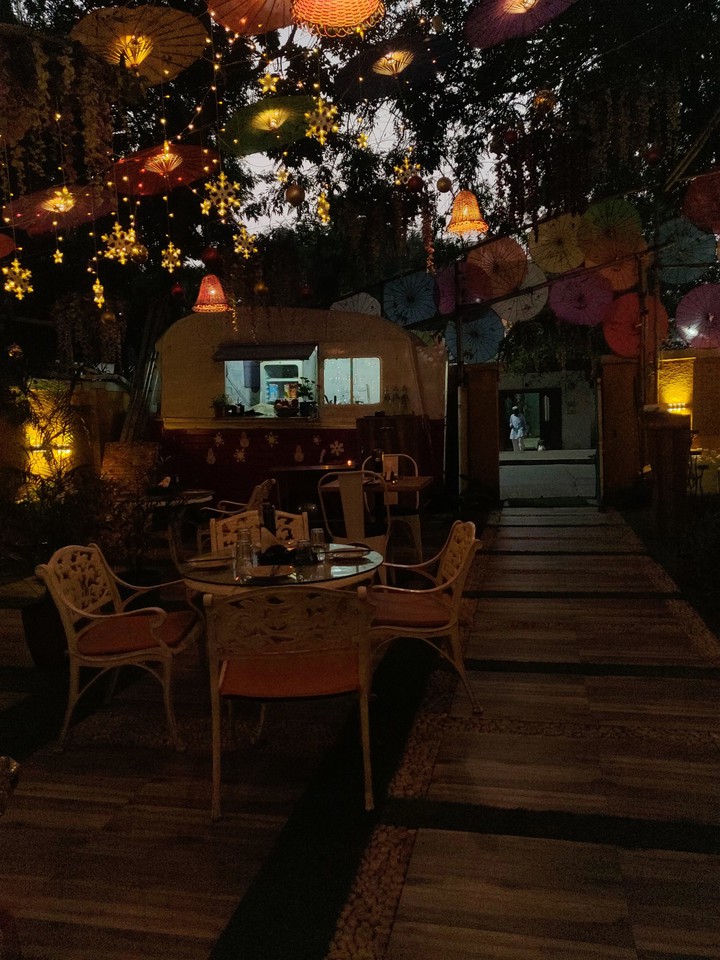 café