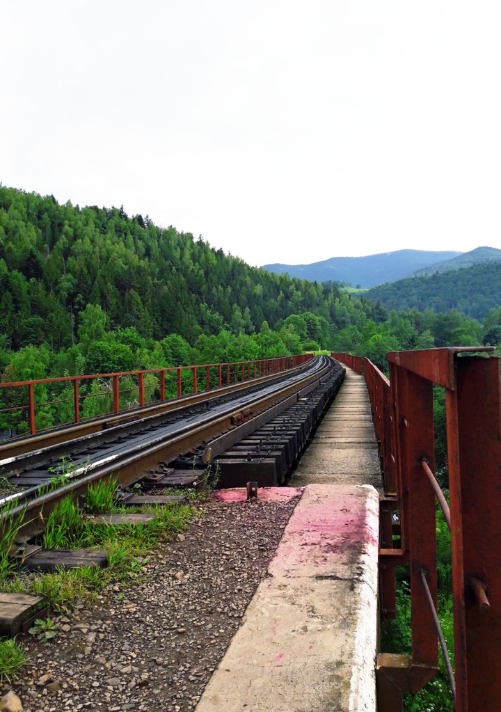 mountains railway