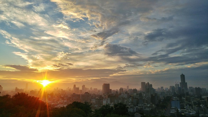 sunrise in Kaohsiung
