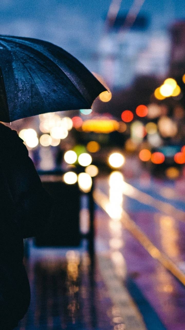 raining city