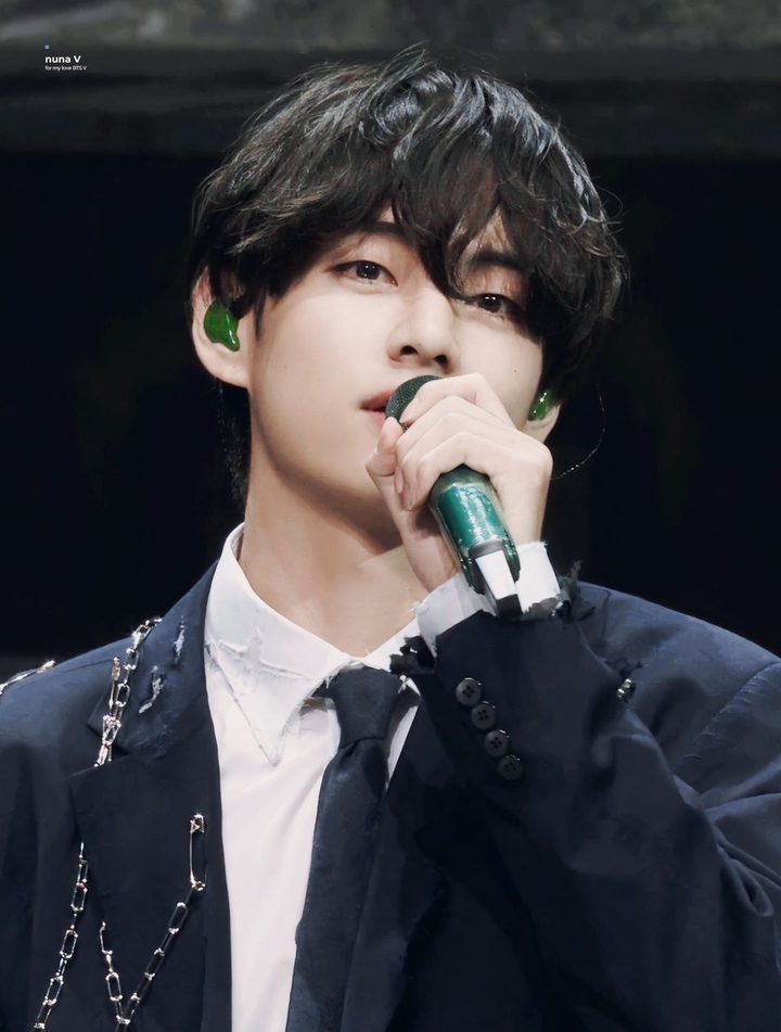 BTS V ❤️