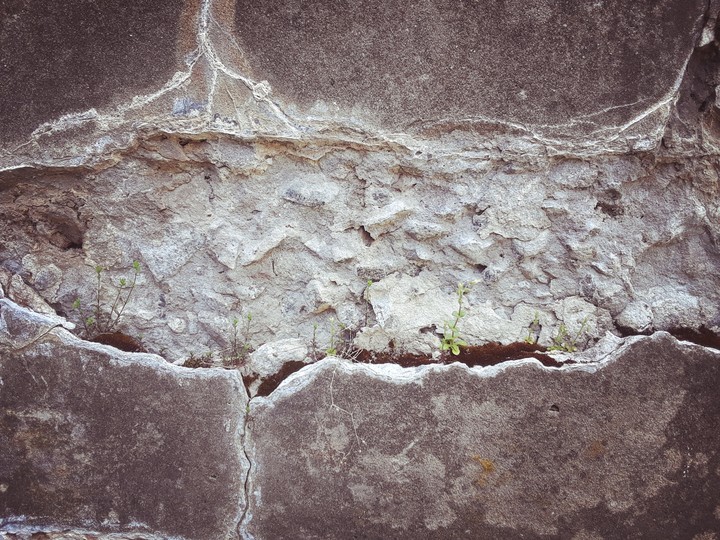BrokenWall