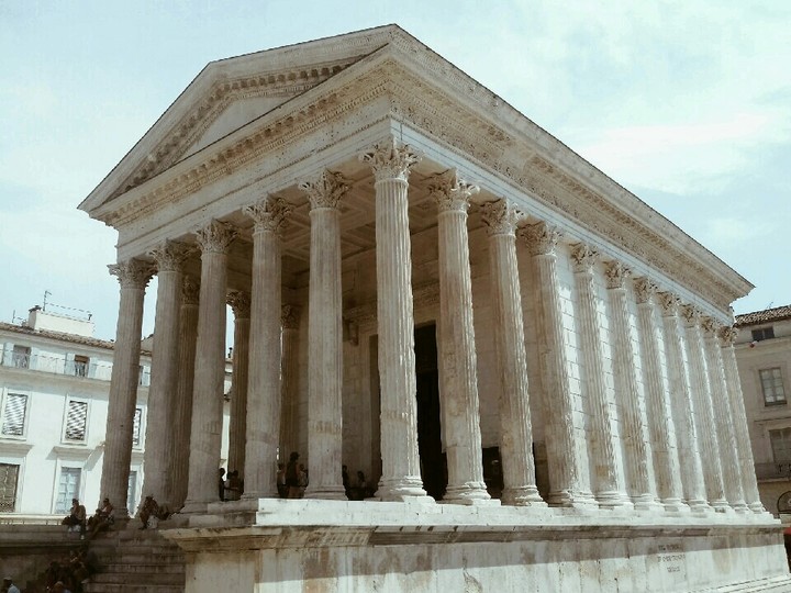 Agora