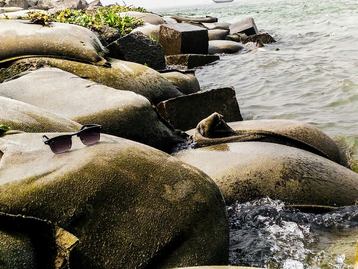 glass on rock