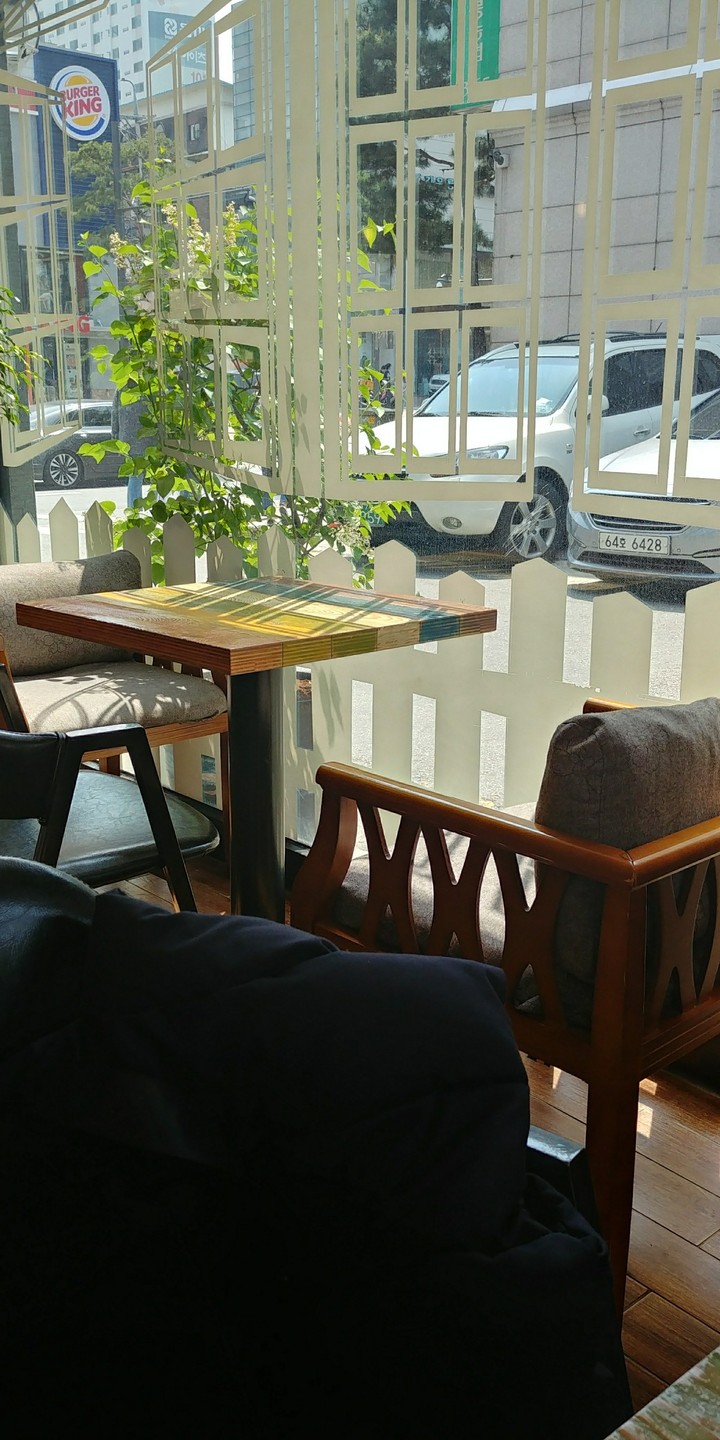 cafe..