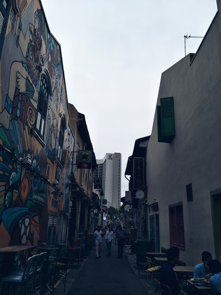 alley