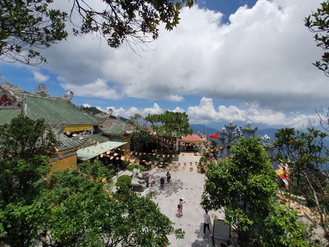 banahill temple in Vietnam