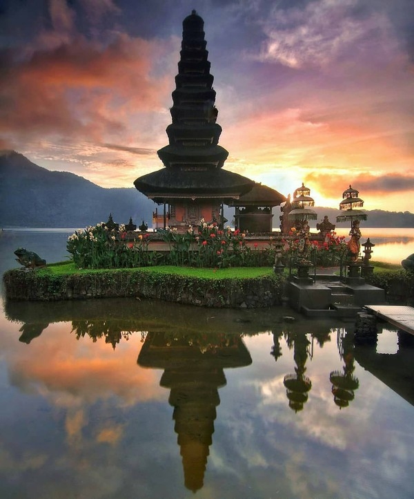 Pura Ulun Danu, Bali - Indonesia