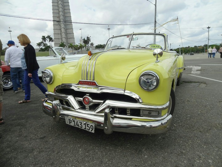 elles car